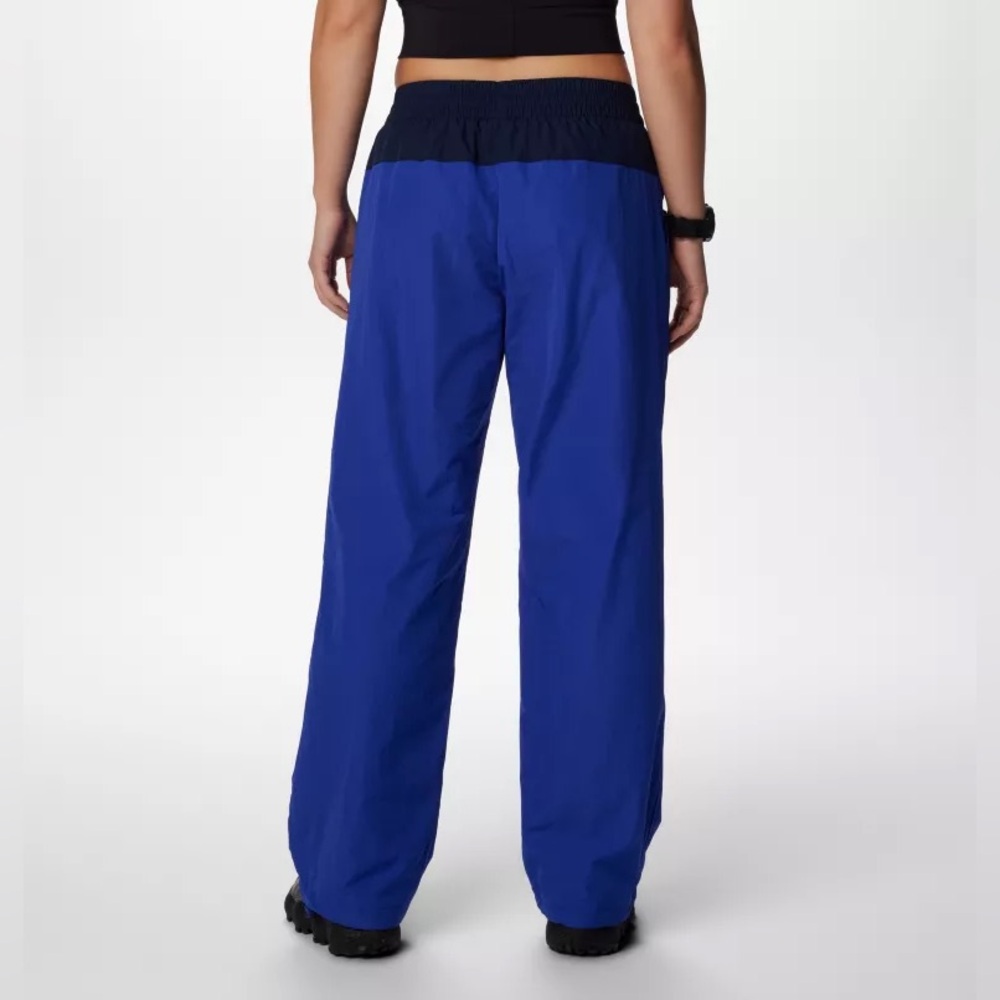 Columbia Size M New With Tags Women's Boundless Adventure Pants Track Blue Navy